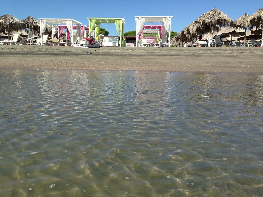 Beach Club Ippocampo Extérieur photo