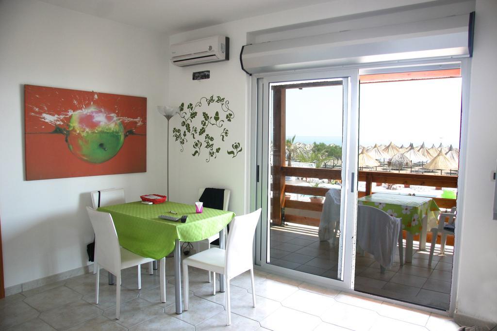 Beach Club Ippocampo Extérieur photo