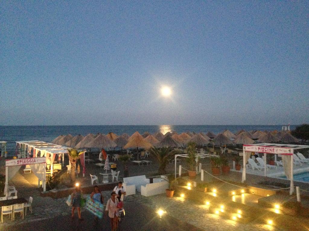 Beach Club Ippocampo Extérieur photo